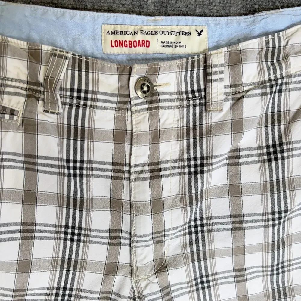 American Eagle Longboard Mens 38 Gray White Plaid Cargo Shorts Cotton Flat Front